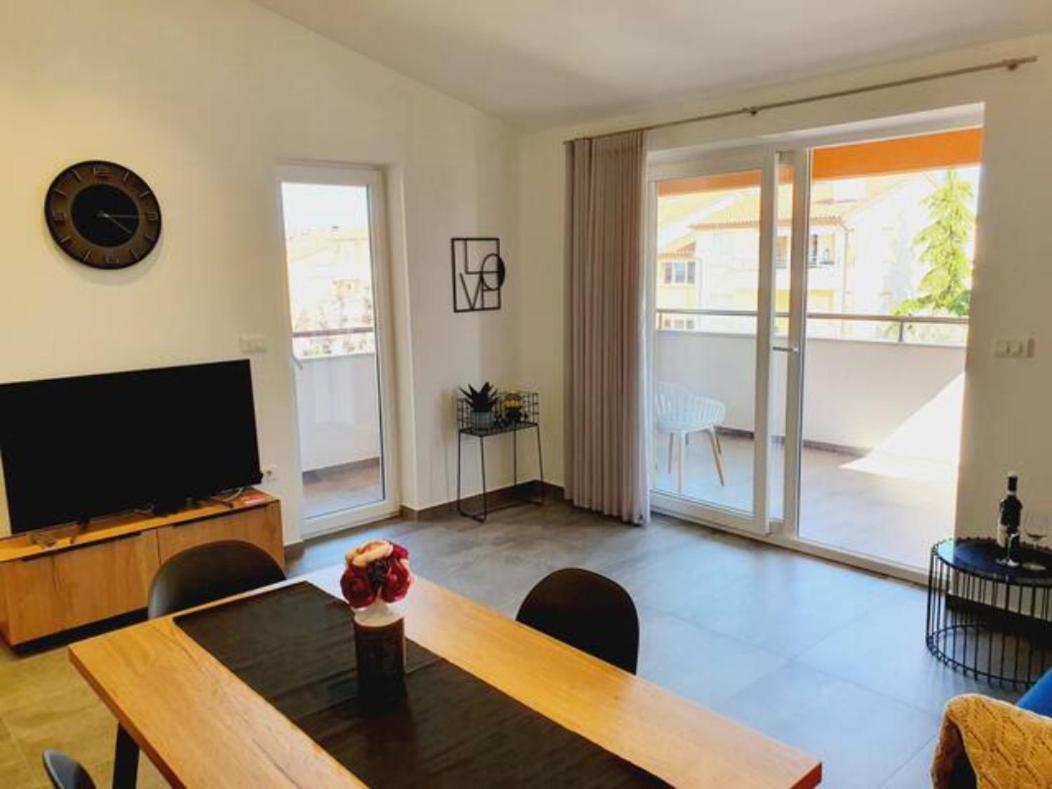 Modern Apartment Ana 普莱曼图拉 外观 照片